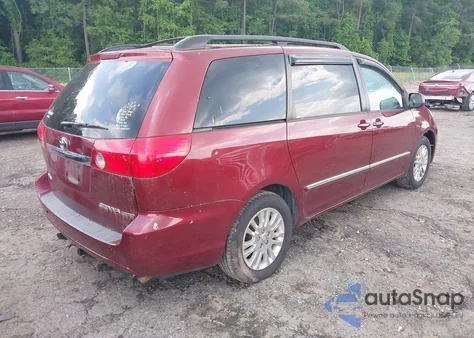 2008 Toyota Sienna Limited z USA, uszkodzony, nr VIN 5TDZK22C58S144253